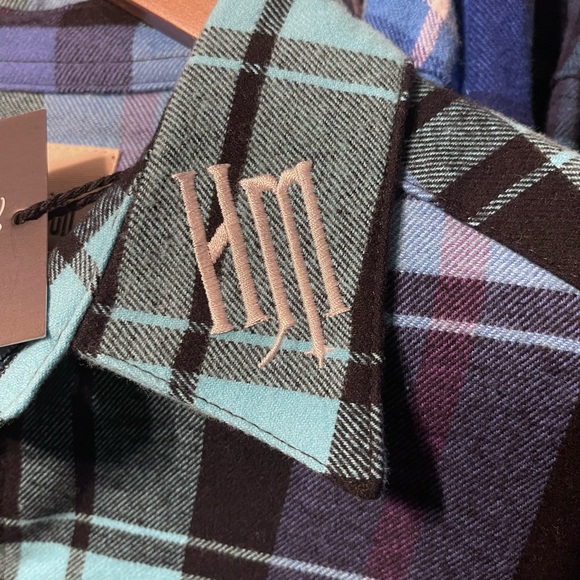 Cakeworthy Disney Haunted Mansion Madame Leota flannel - Picture 4 of 5